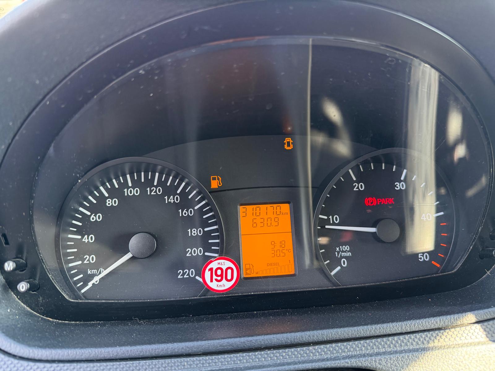 M. VITO_6_RG_Automocion
