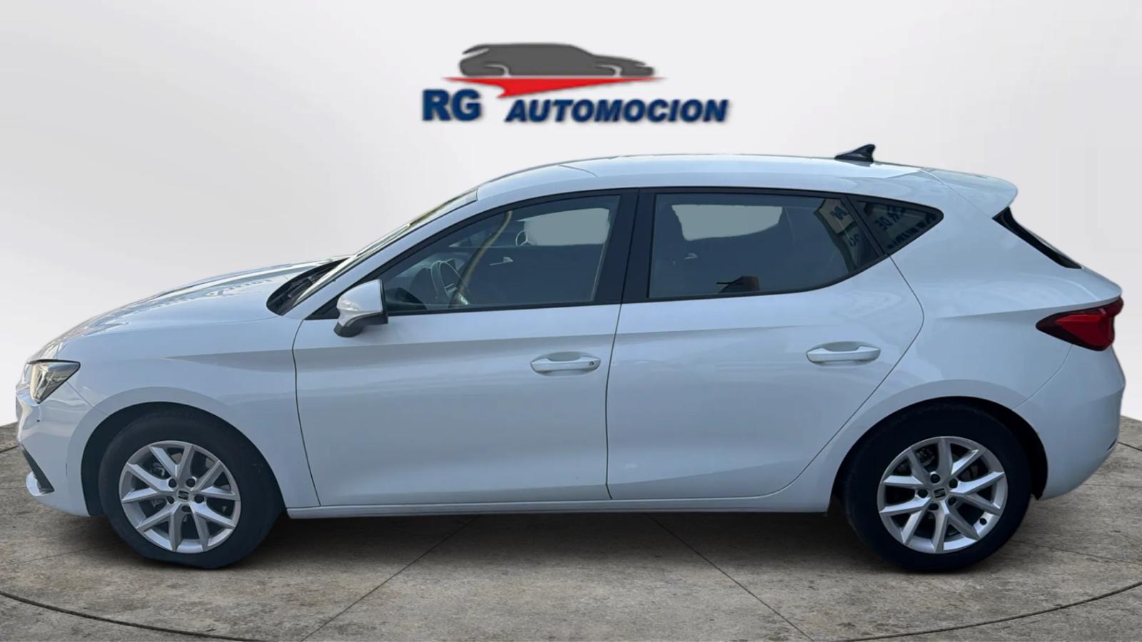 S. LEON_5_RG_Automocion